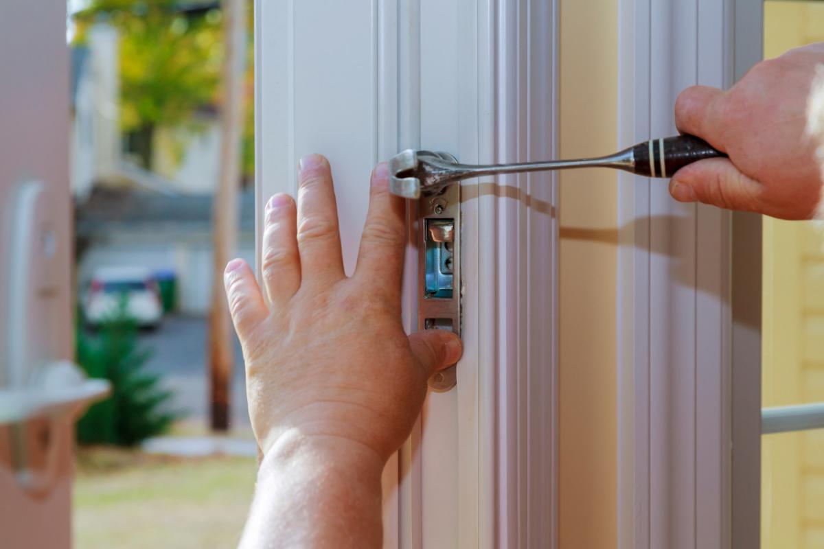 Four Services a Professional Locksmith Provides