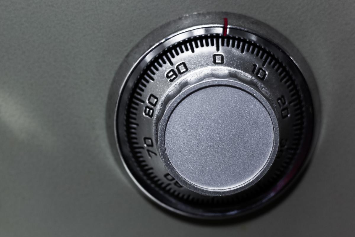 Things to consider when choosing a home safe