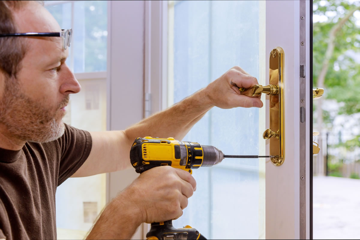 4 Tips to Choose the Best Locksmith