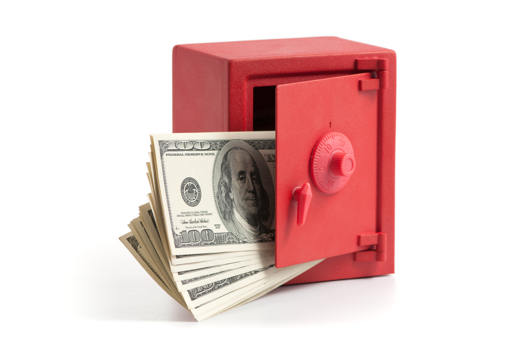 Essential Tips for First-Time Safe Buyers
